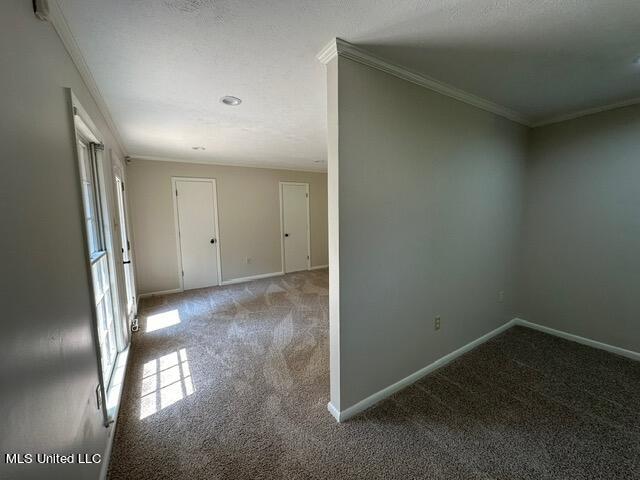 126 Colonial Circle Jackson, MS 39211 - Photo 12 of 33 Partial diving wall in primary bedroom