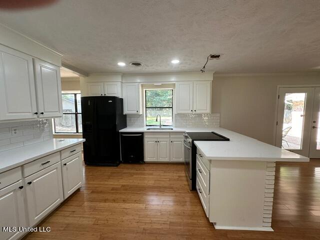 126 Colonial Circle Jackson, MS 39211 - Photo 3 of 33 Kitchen with quartz counters