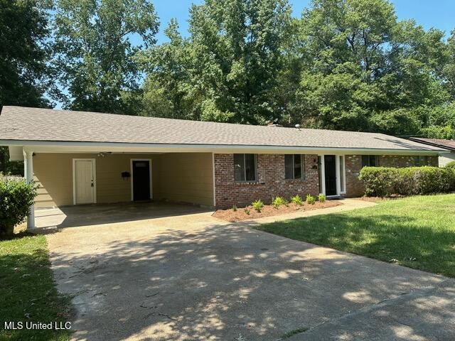126 Colonial Circle Jackson, MS 39211 - Photo 32 of 33 New architect shingle roof