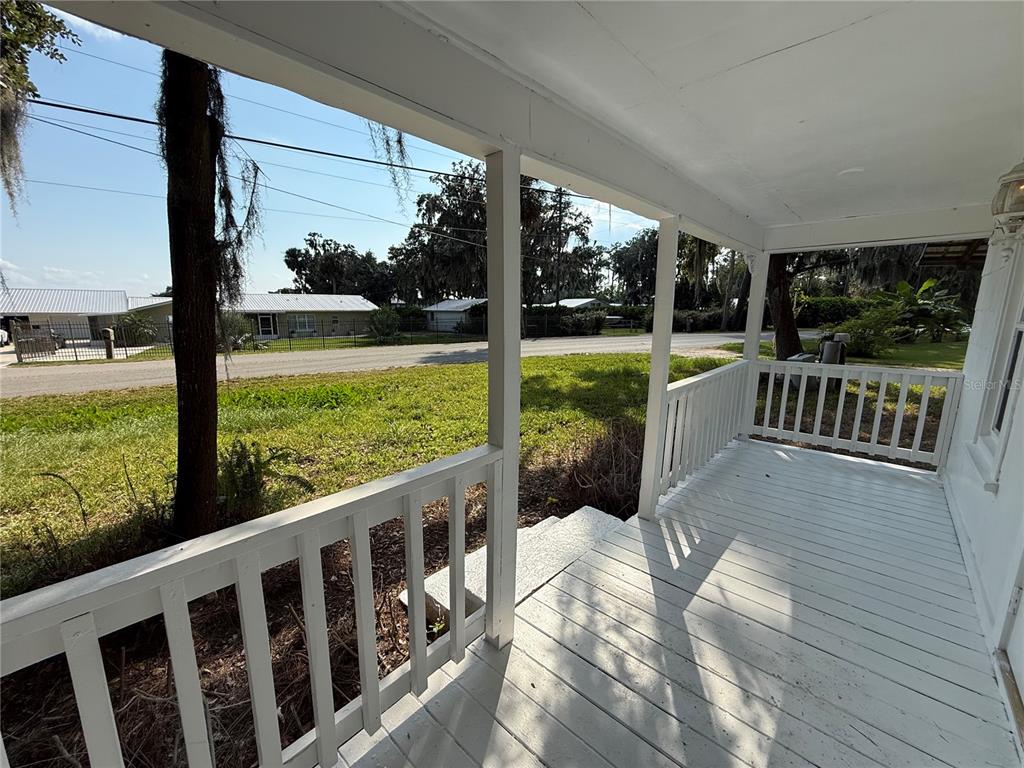 102 Possum Hollow Road Georgetown, FL 32139 - Photo 4 of 24 a view of balcony with yard