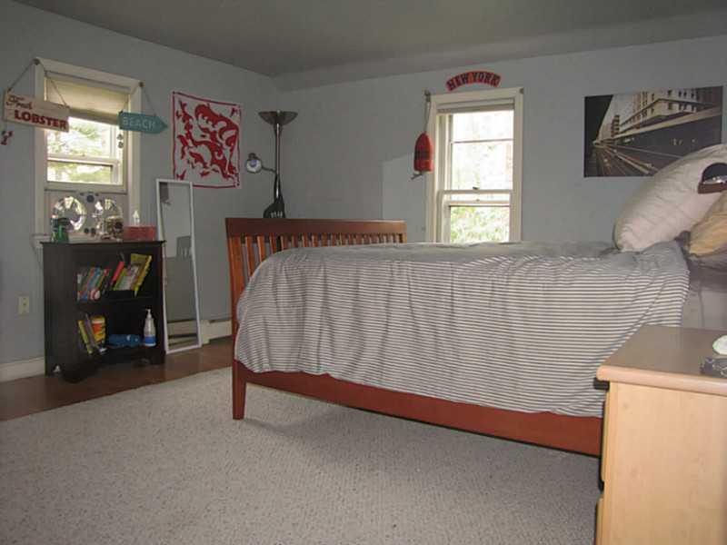 8 Pine Point Road Cape Elizabeth, ME 04107 - Photo 20 of 35 Bedroom.
