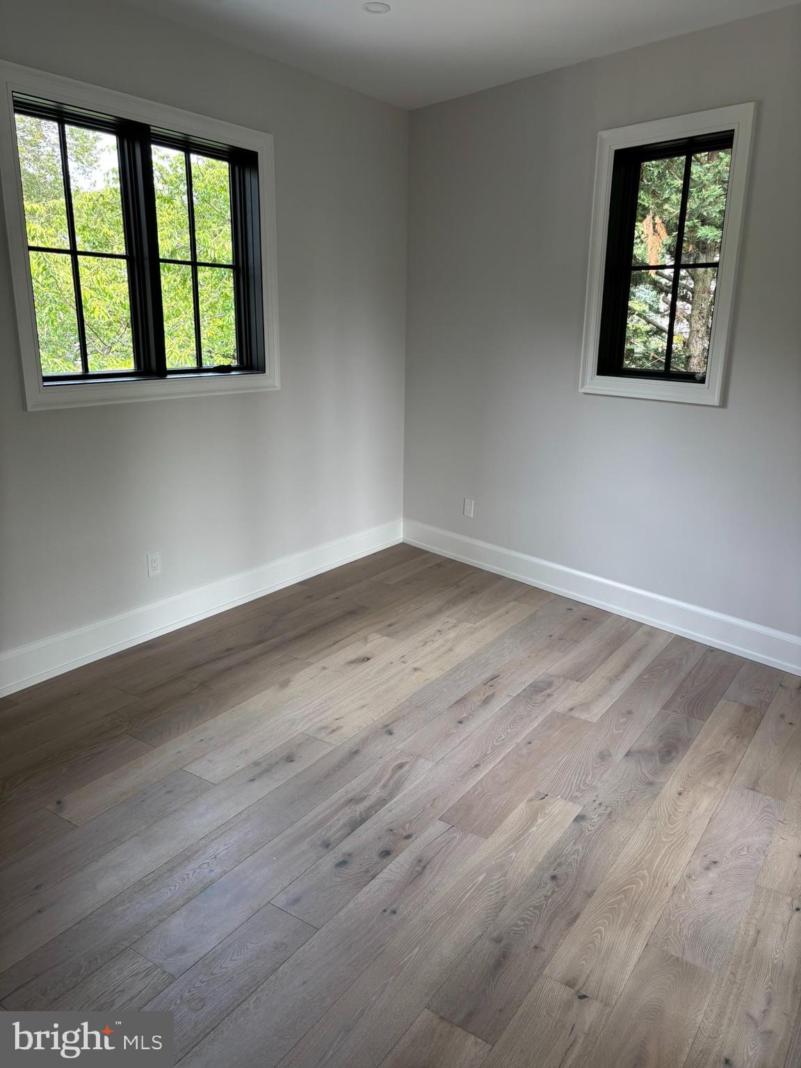 5017 Eskridge Terrace Northwest Washington, DC 20016 - Photo 38 of 45 an empty room with a window