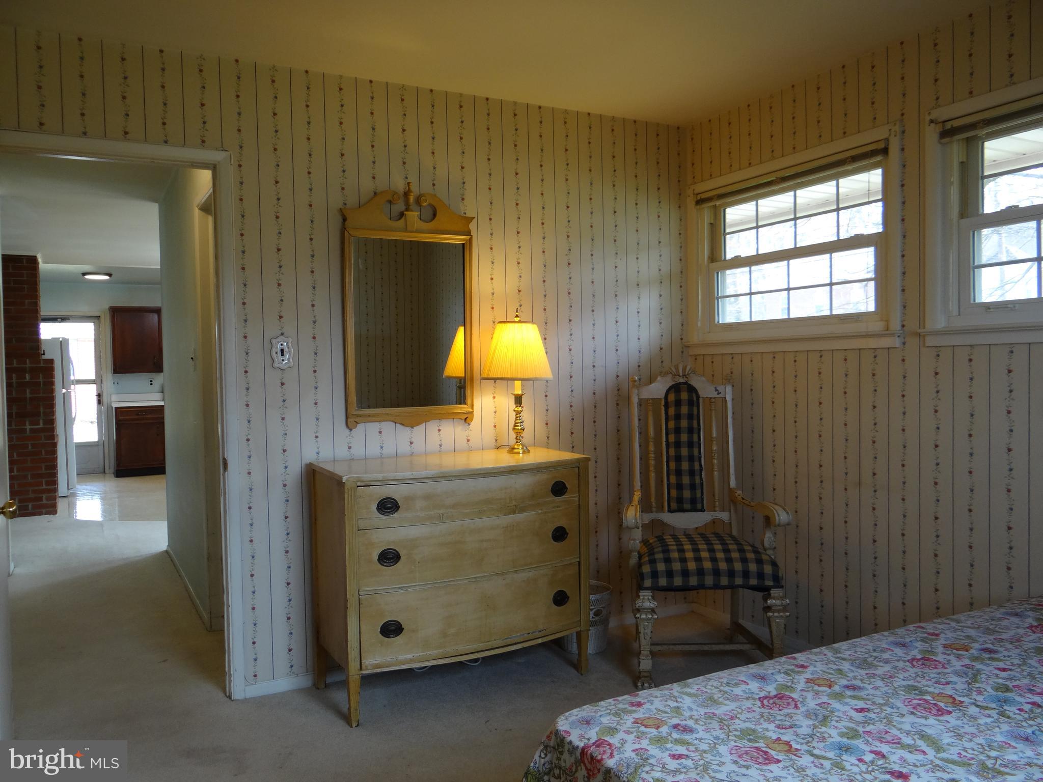 8138 Drayton Lane Springfield, VA 22151 - Photo 13 of 22 2nd Bedroom