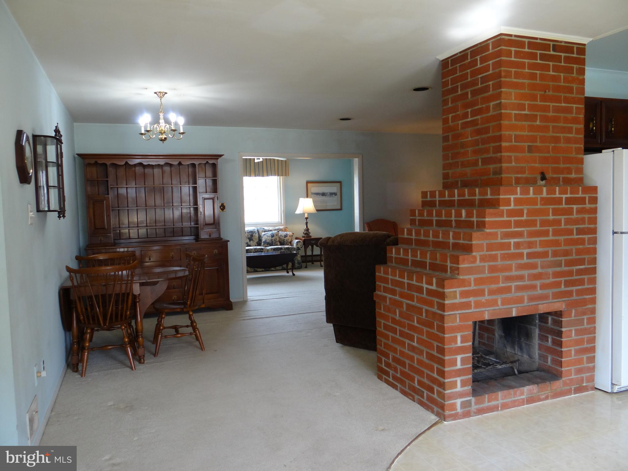 8138 Drayton Lane Springfield, VA 22151 - Photo 6 of 22 Dining Area & Family Room