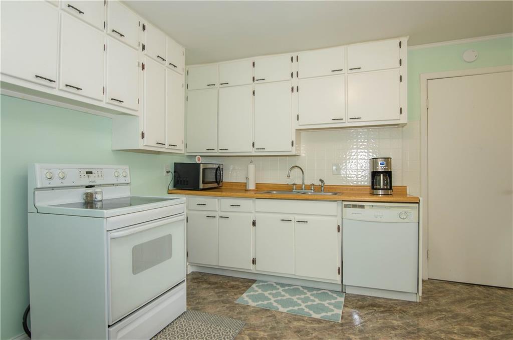 4112 Beauport Road Indianapolis, IN 46222 - Photo 6 of 21 Gallery Image 6