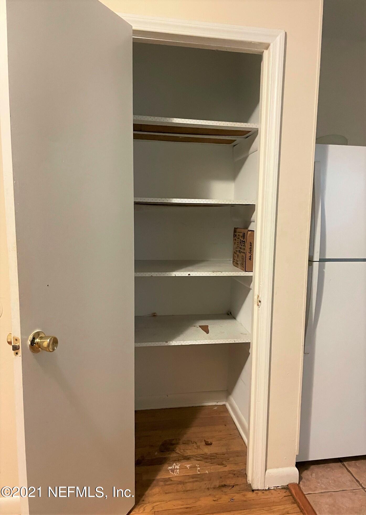 6251 Kennerly Road Jacksonville, FL 32216 - Photo 12 of 36 Pantry
