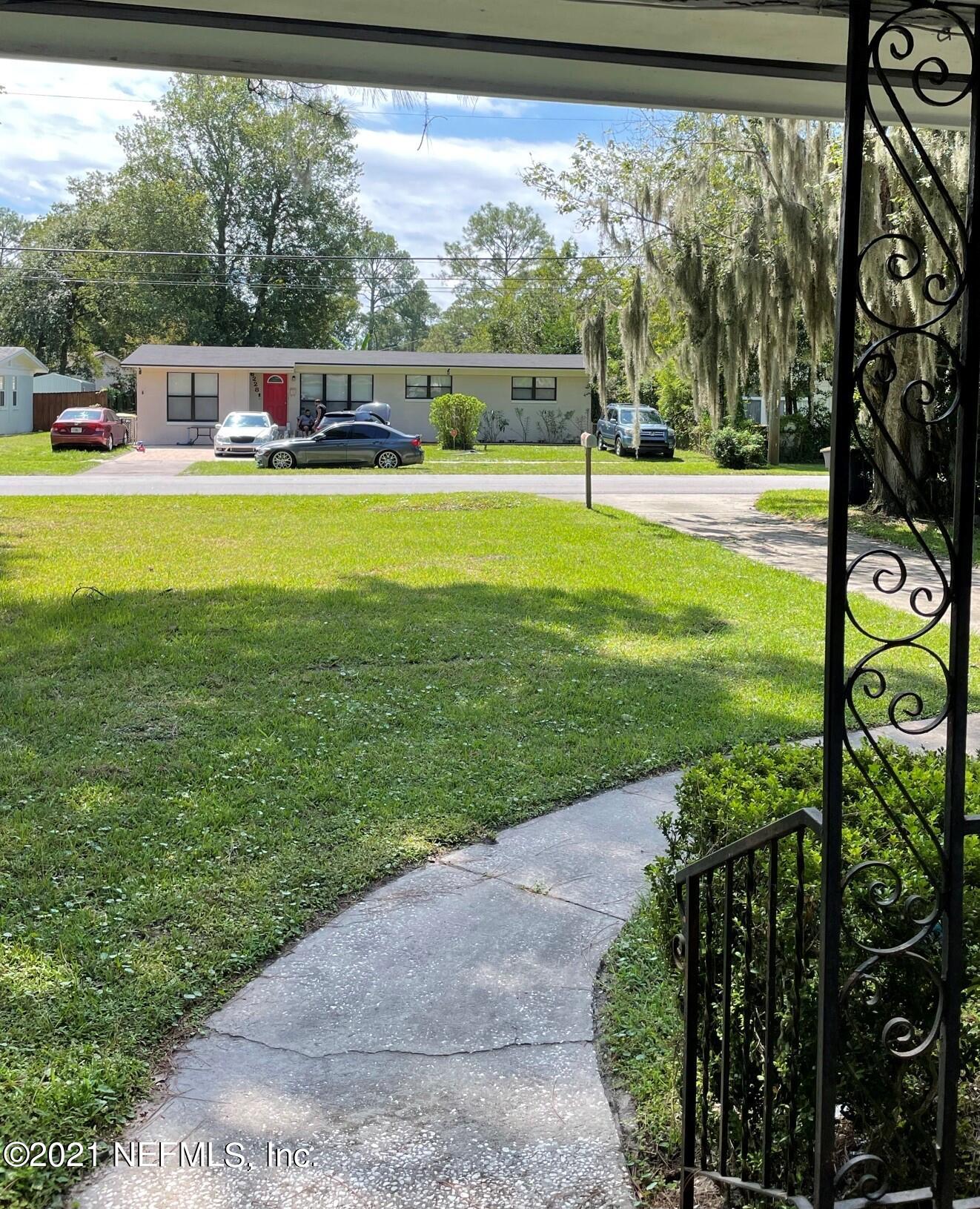 6251 Kennerly Road Jacksonville, FL 32216 - Photo 3 of 36 View from the front door