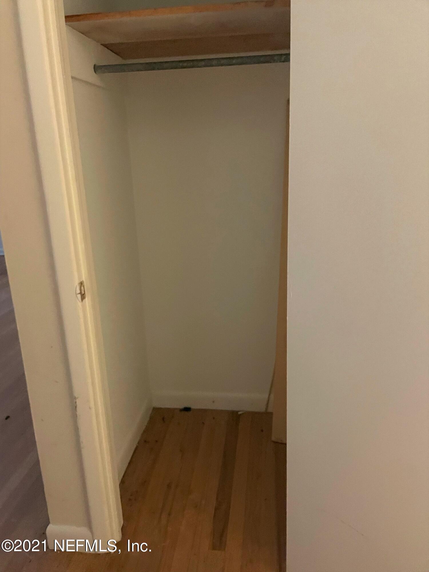 6251 Kennerly Road Jacksonville, FL 32216 - Photo 6 of 36 Coat closet