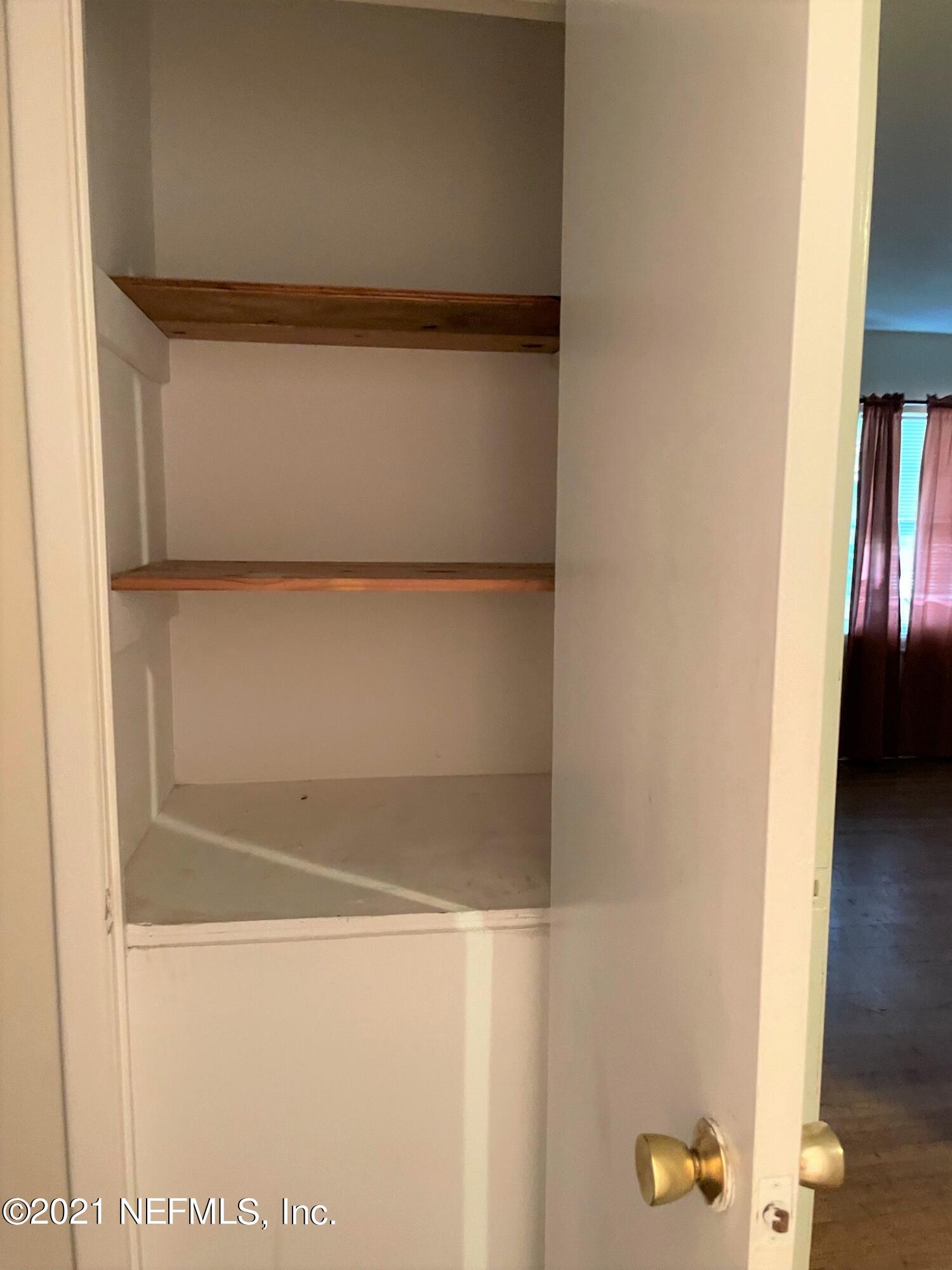 6251 Kennerly Road Jacksonville, FL 32216 - Photo 8 of 36 Hall closet