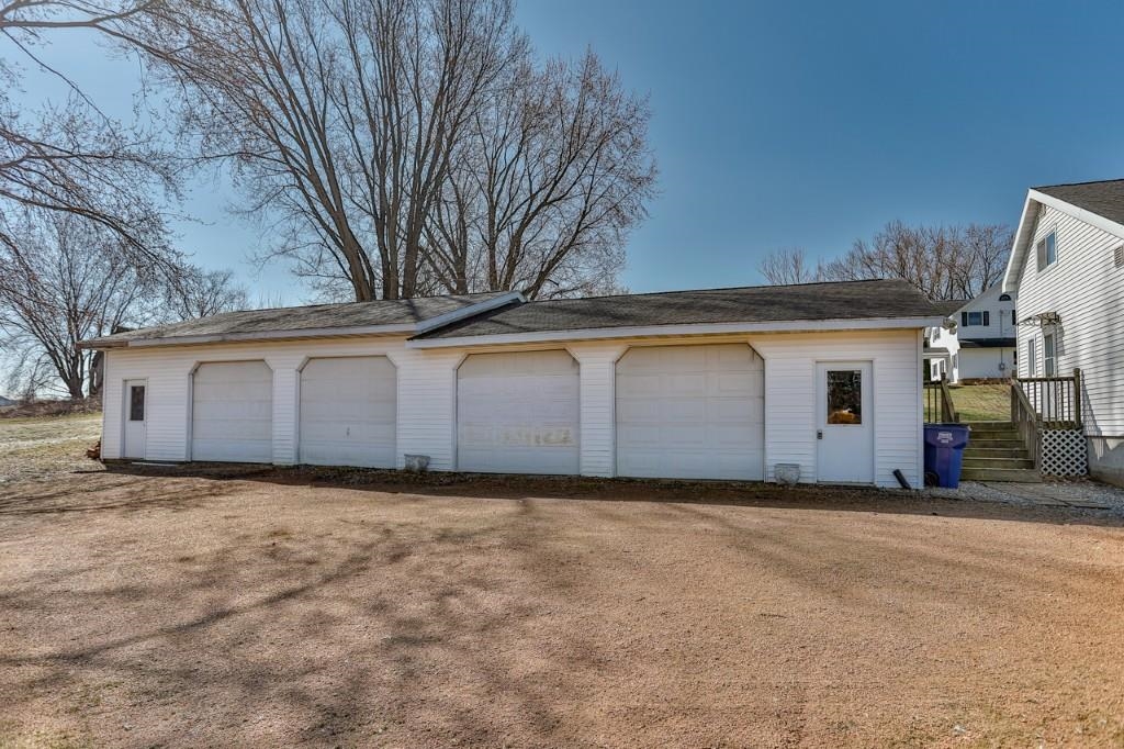 912 Allen Street Athens, WI 54411 - Photo 2 of 44