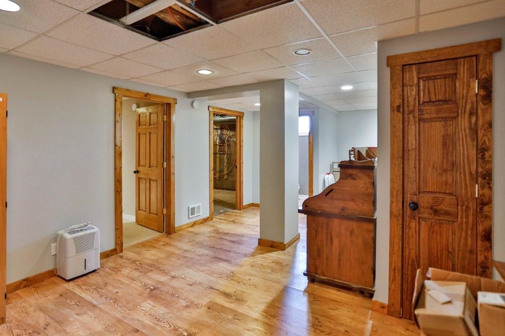 912 Allen Street Athens, WI 54411 - Photo 31 of 44