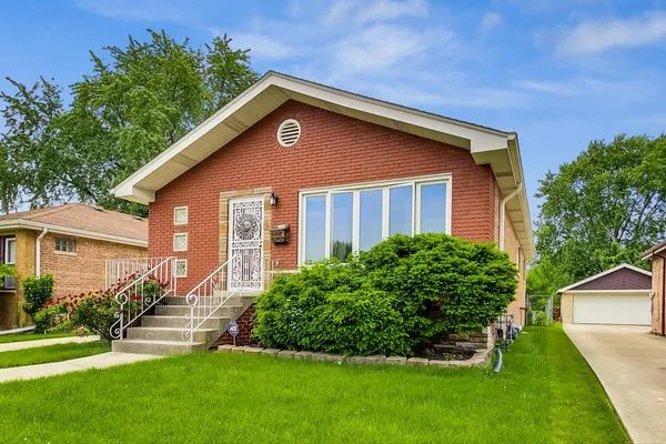 $197,000 | 15722 Ellis Avenue, Dolton, IL 60419