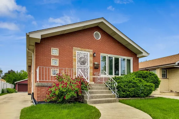 $197,000 | 15722 Ellis Avenue, Dolton, IL 60419
