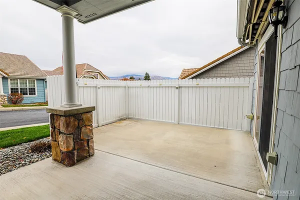 $489,000 | 1494 Eastmont Avenue, Unit 33, East Wenatchee, WA 98802