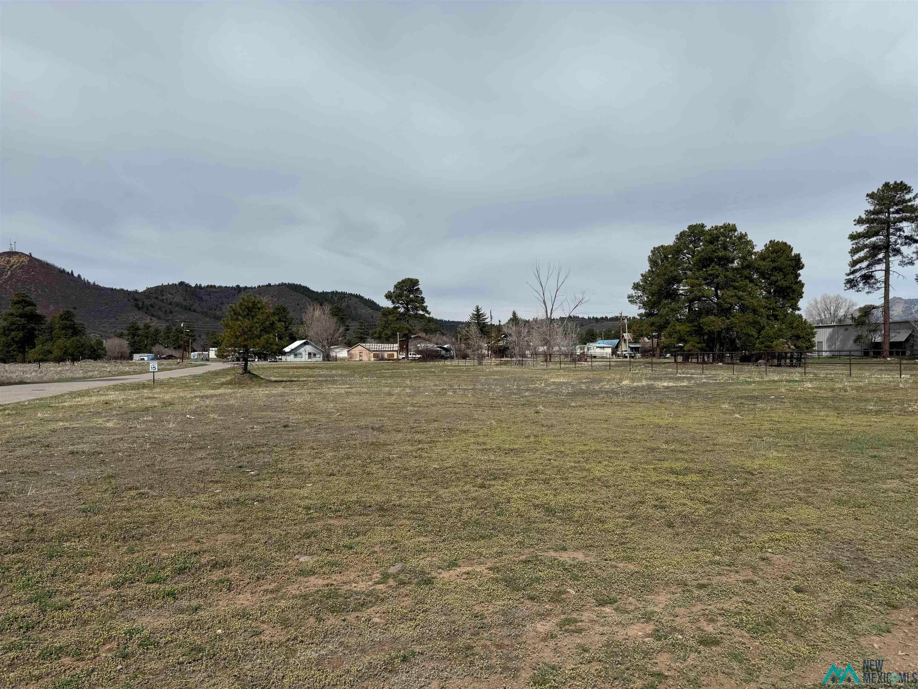 View of yard featuring a mountain view