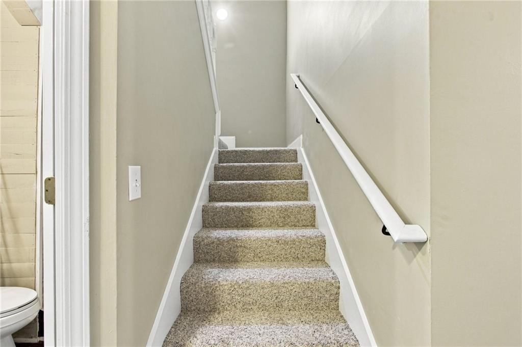 311 Brookside Way Canton, GA 30114 - Photo 14 of 34 Gallery Image 14