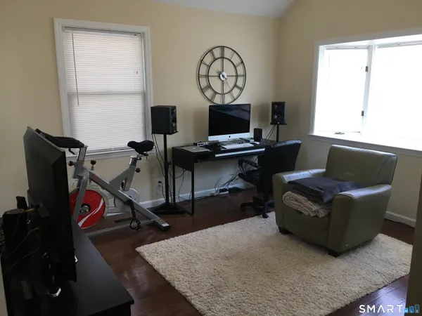 $2,400 | 6 Birchside Drive, Unit B, Norwalk, CT 06850