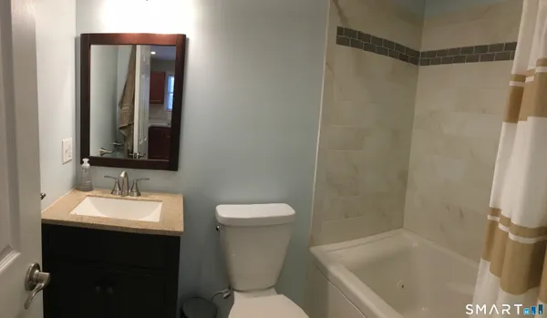 $2,400 | 6 Birchside Drive, Unit B, Norwalk, CT 06850