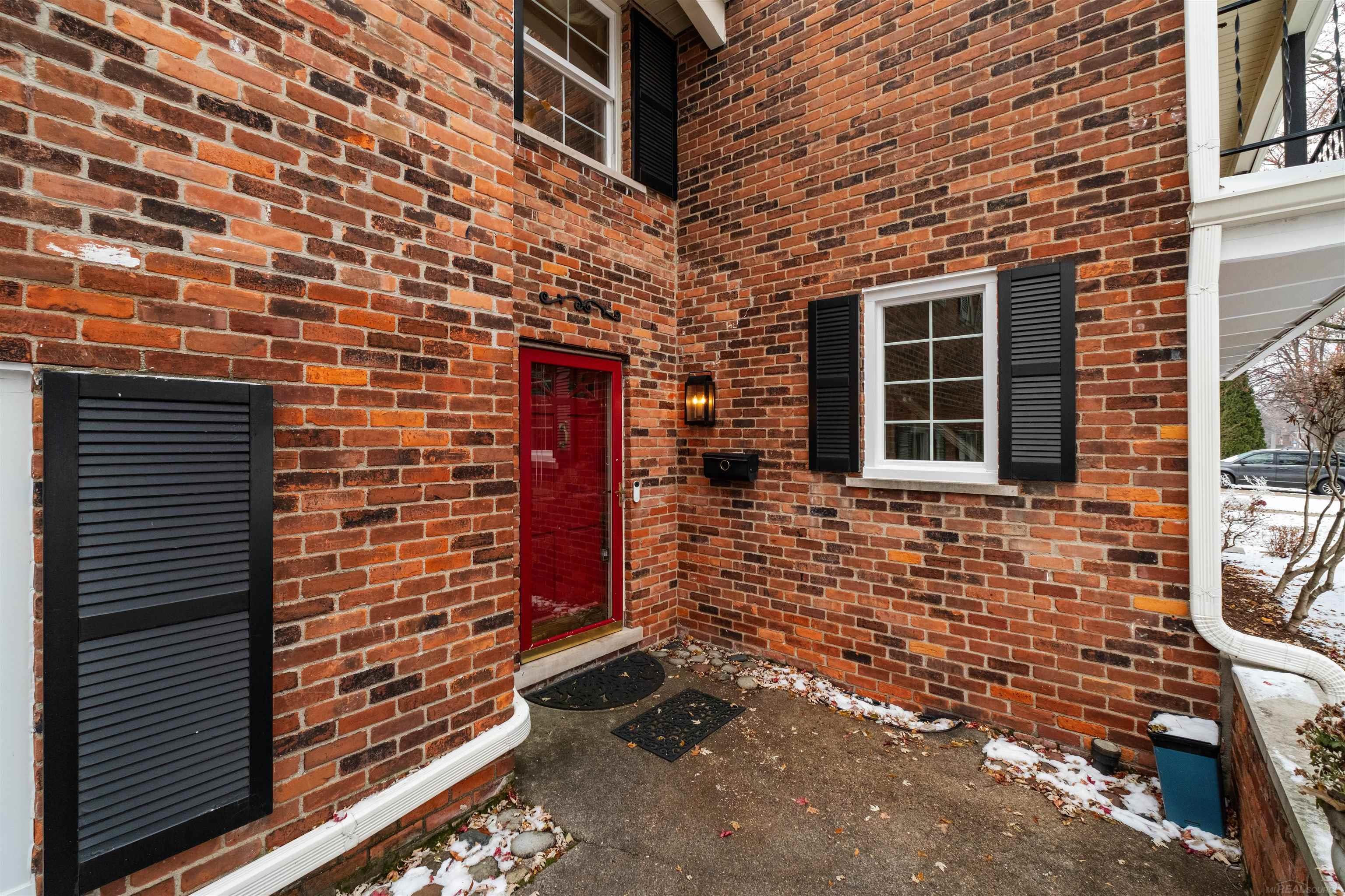 1003 Bedford Road Grosse Pointe Park, MI 48230 - Photo 5 of 70
