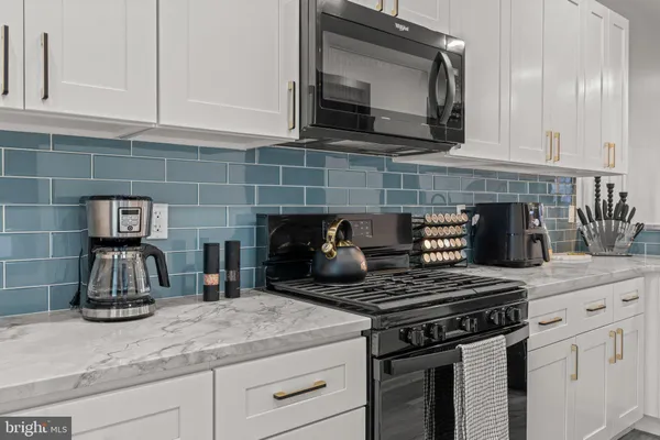 $475,000 | 2232 South 17th Street, Philadelphia, PA 19145