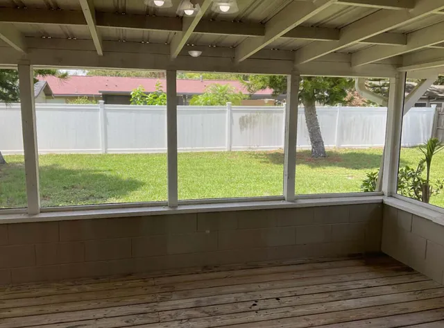 $2,600 | 12074 Palm Cove Lane, Wellington, FL 33414