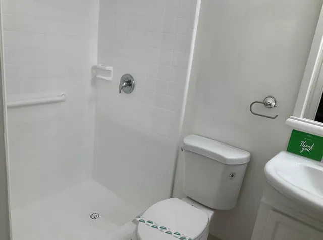 $2,600 | 12074 Palm Cove Lane, Wellington, FL 33414