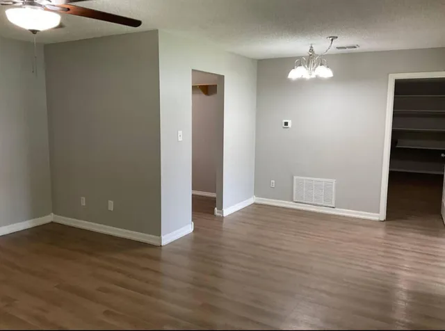 $2,600 | 12074 Palm Cove Lane, Wellington, FL 33414