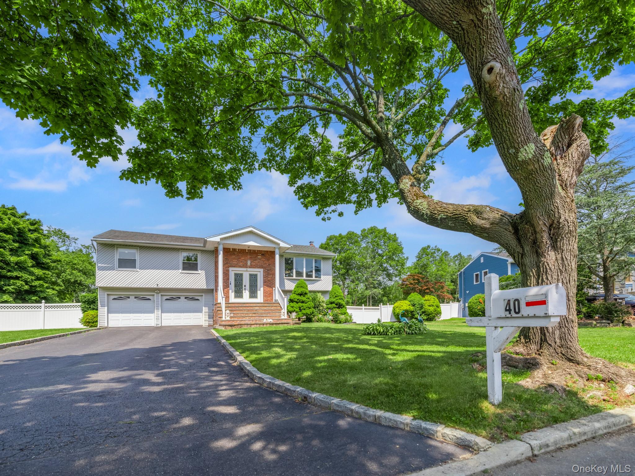 40 Peppermint Road Commack, NY 11725 - Photo 1 of 32