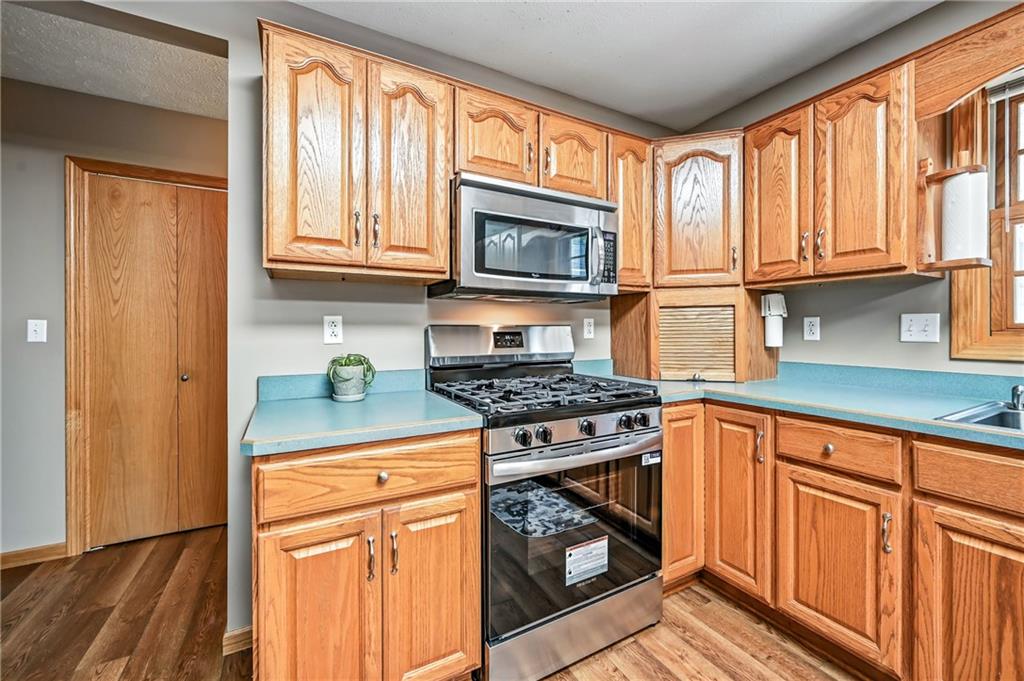 2801 Valley View Road Sharpsville, PA 16150 - Photo 15 of 44 KITCHEN