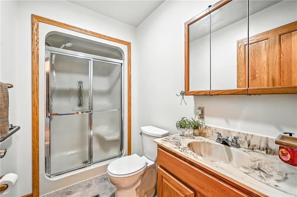 2801 Valley View Road Sharpsville, PA 16150 - Photo 21 of 44 FULL BATH