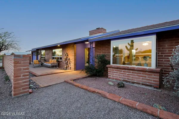 $728,000 | 5405 North Estelle Drive, Tucson, AZ 85718