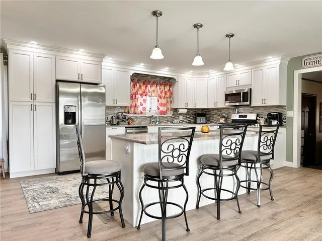 $445,000 | 1803 Hunter Road, Trenton, MO 64683