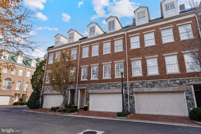 $3,400,000 | 602 Fords Landing Way, Alexandria, VA 22314