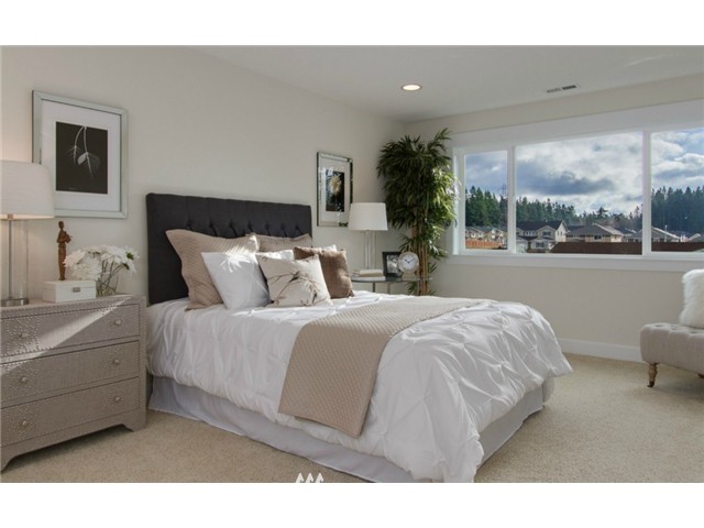 17211 42nd Avenue Southeast Bothell, WA 98012 - Photo 14 of 21 Gallery Image 14
