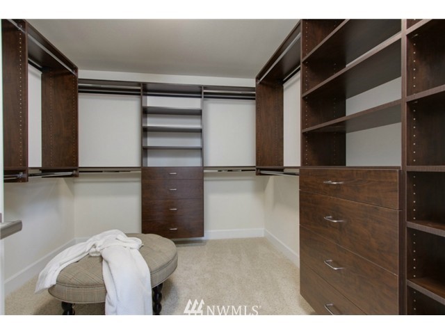 17211 42nd Avenue Southeast Bothell, WA 98012 - Photo 16 of 21 Gallery Image 16