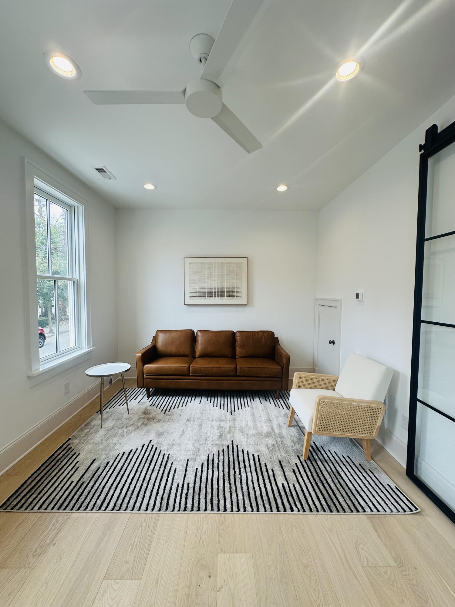 72 Drake Street, Unit A Charleston, SC 29403 - Photo 17 of 44 72 Drake Living (1)