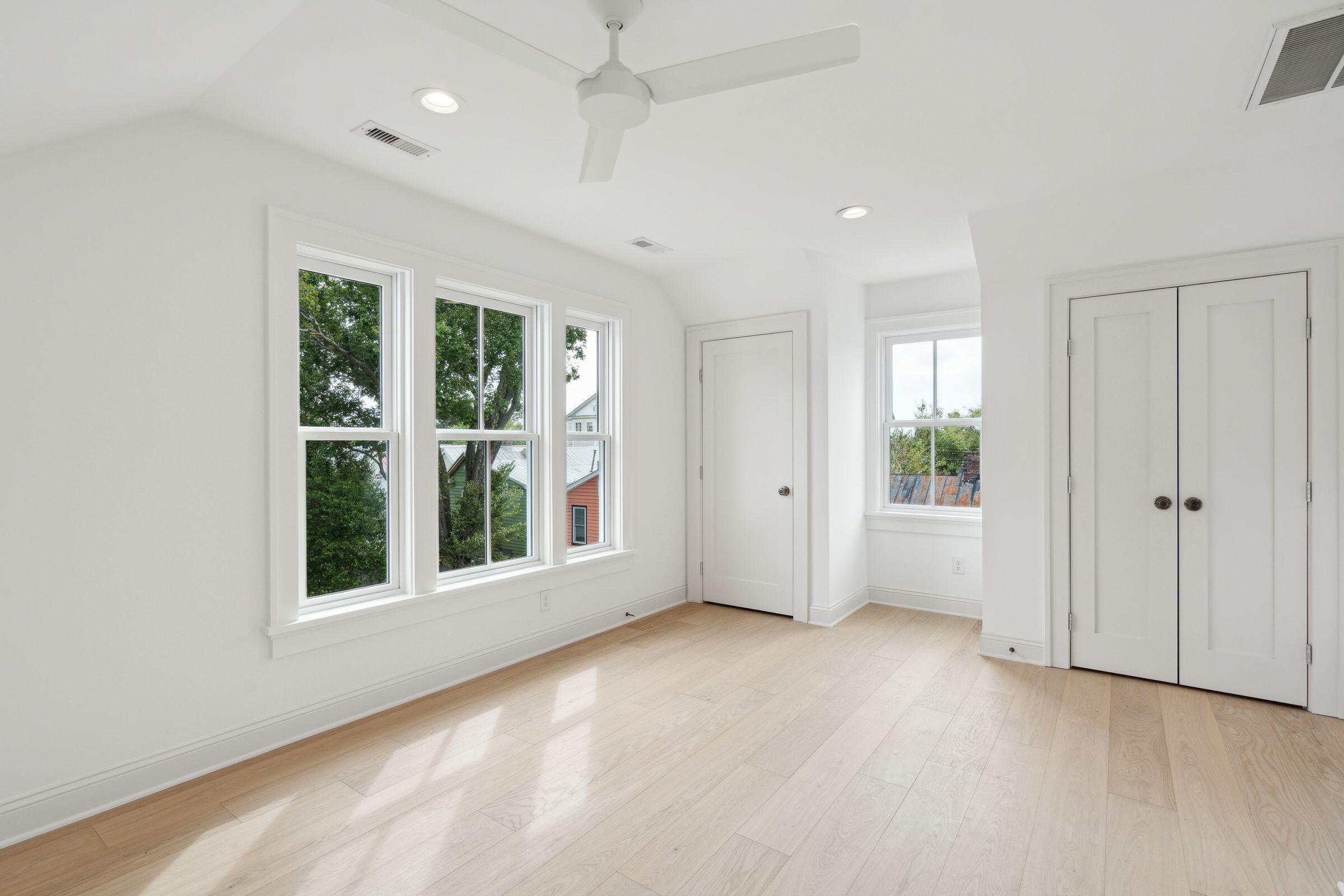 72 Drake Street, Unit A Charleston, SC 29403 - Photo 29 of 44 34_72DrakeStUnitA-KeenEyeMarketing-033