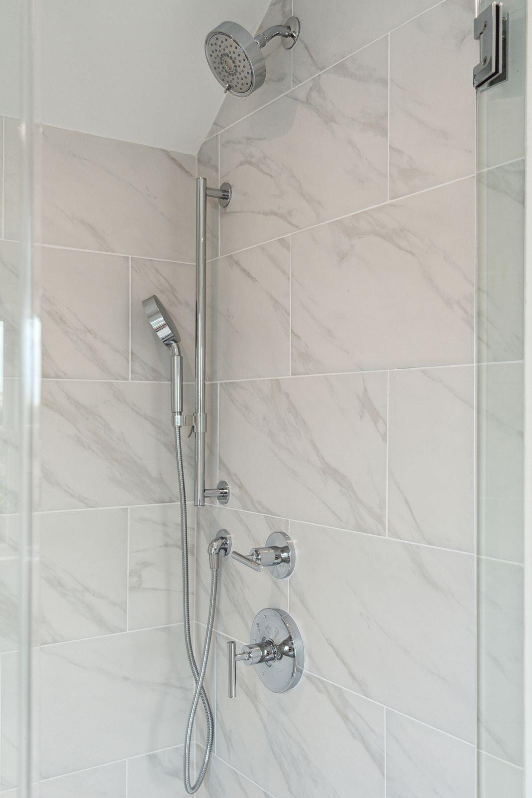 72 Drake Street, Unit A Charleston, SC 29403 - Photo 36 of 44 42_72DrakeStUnitA-KeenEyeMarketing-041