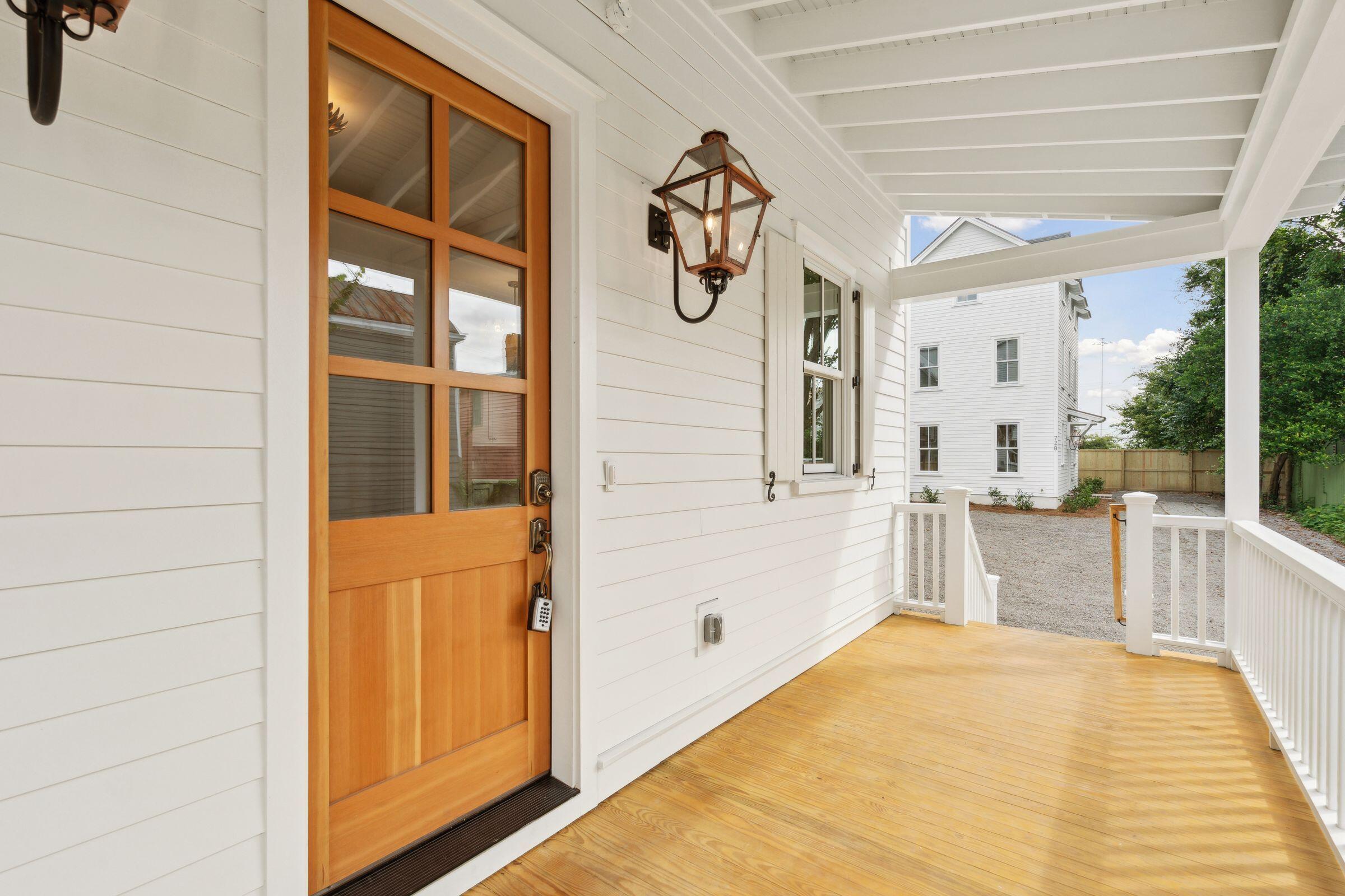 72 Drake Street, Unit A Charleston, SC 29403 - Photo 6 of 44 9_72DrakeStUnitA-KeenEyeMarketing-008