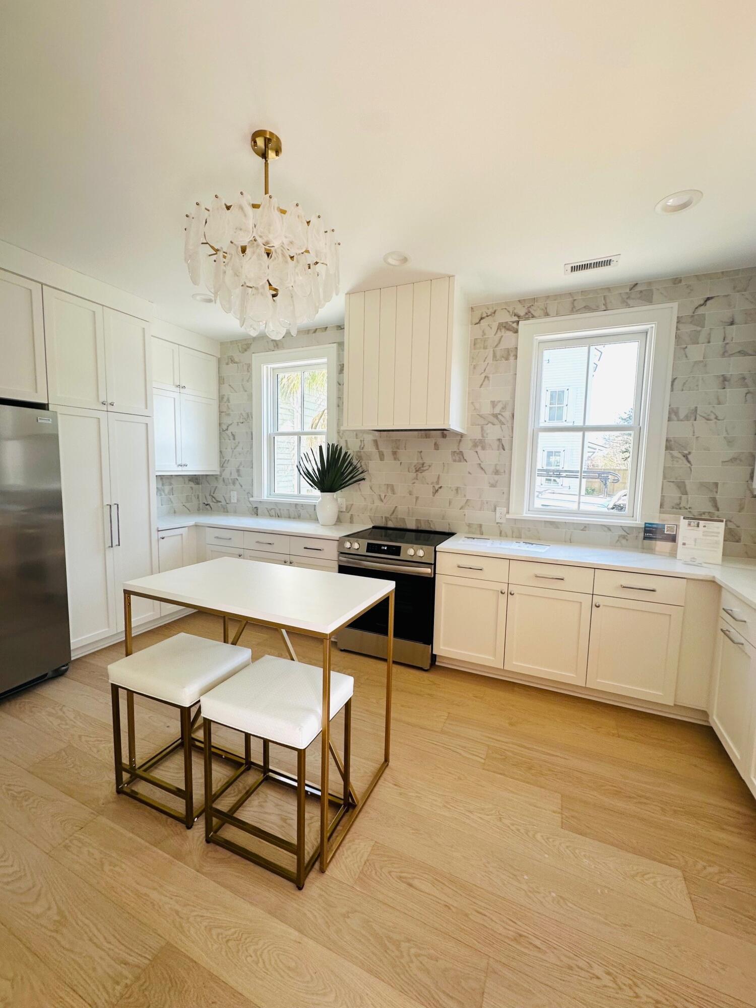 72 Drake Street, Unit A Charleston, SC 29403 - Photo 10 of 44 72 Drake Kitchen