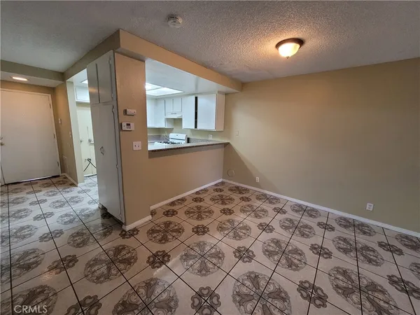 $2,200 | 959 South Mountain Avenue, Ontario, CA 91762