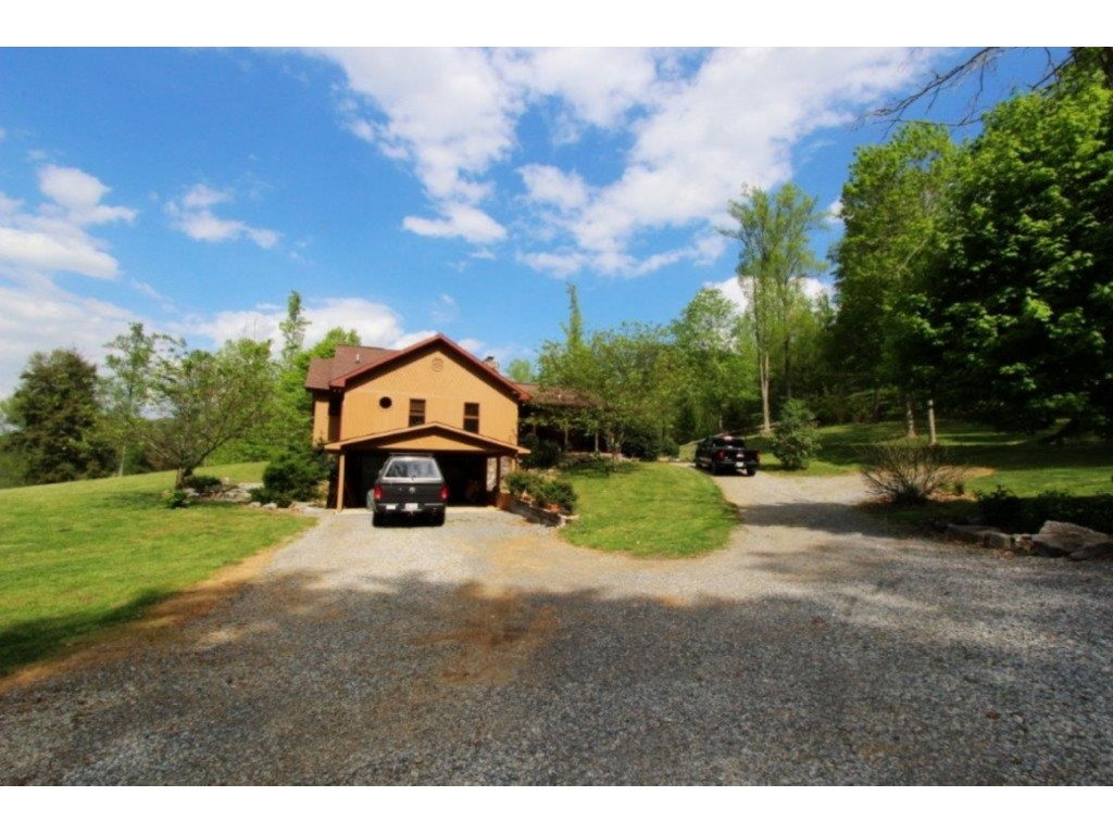 1179 Fordtown Road Jonesborough, TN 37659 - Photo 13 of 20 Side View