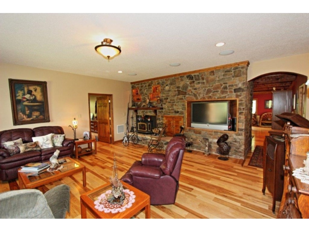 1179 Fordtown Road Jonesborough, TN 37659 - Photo 3 of 20 Great Room