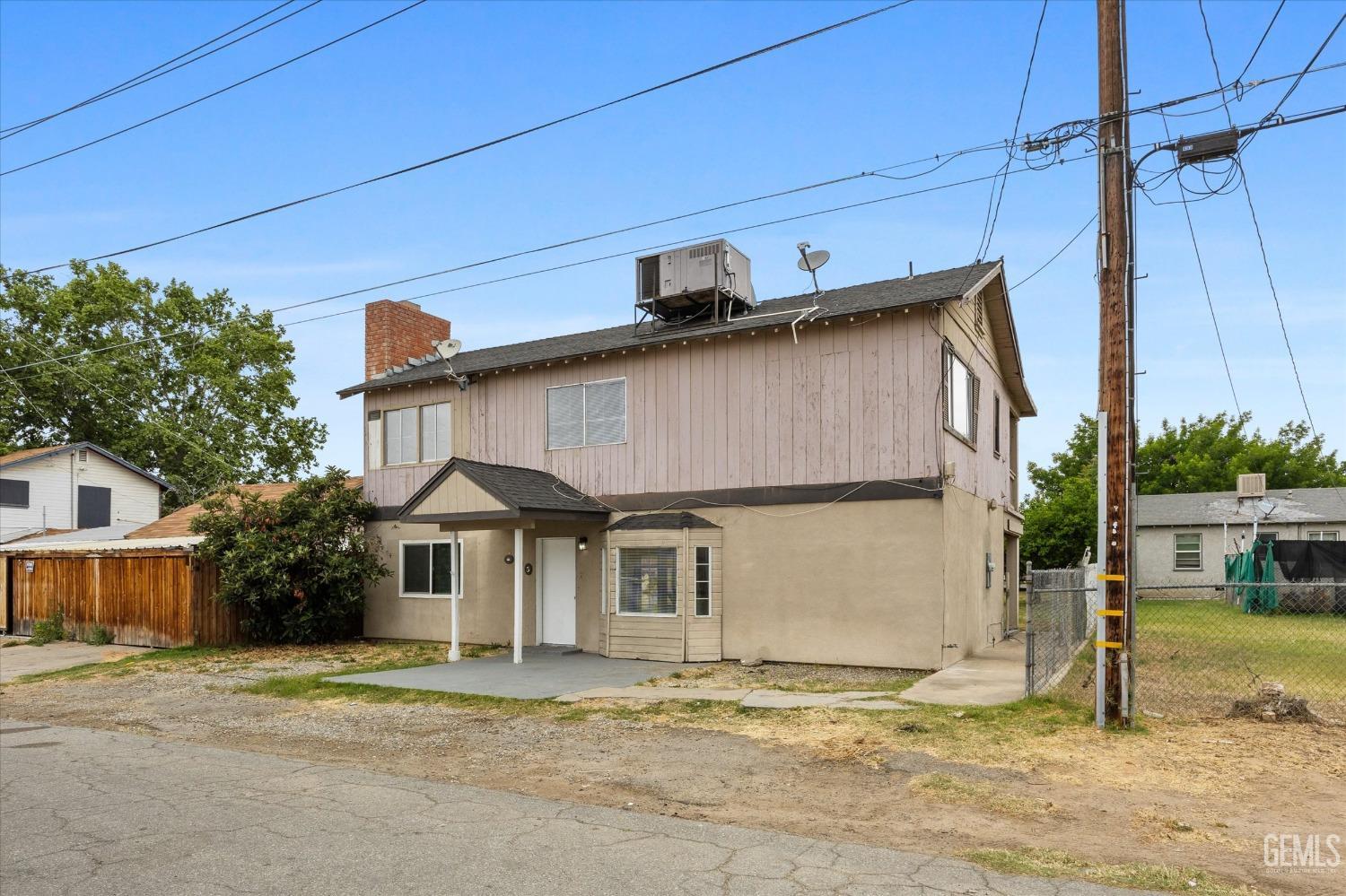 Undisclosed Address Bakersfield, CA 93308 - Photo 2 of 44