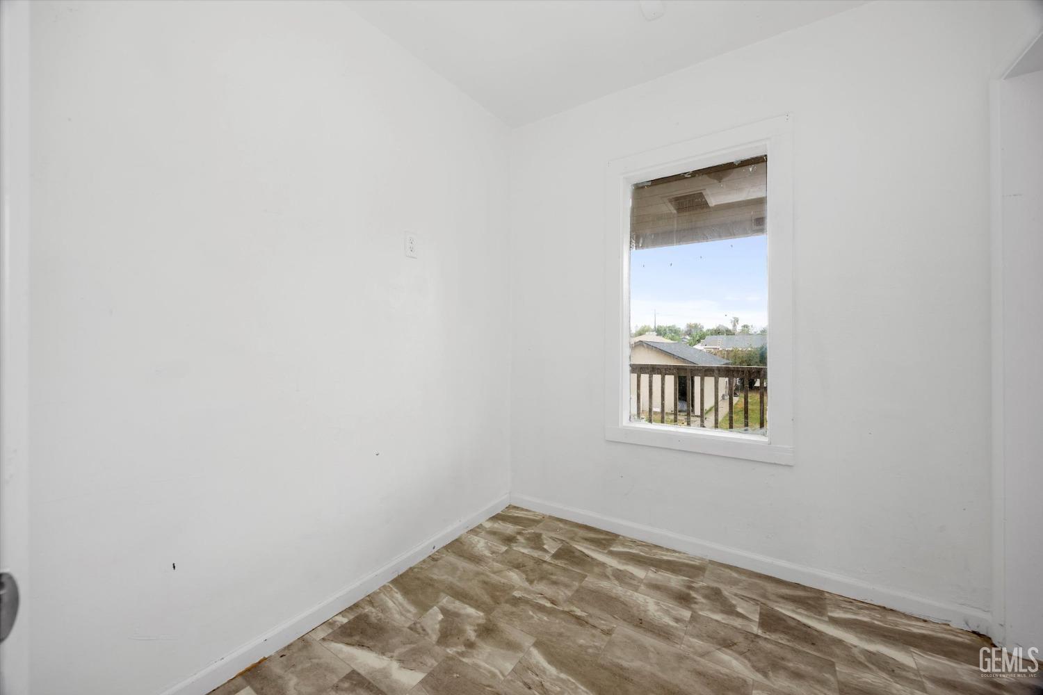 Undisclosed Address Bakersfield, CA 93308 - Photo 28 of 44