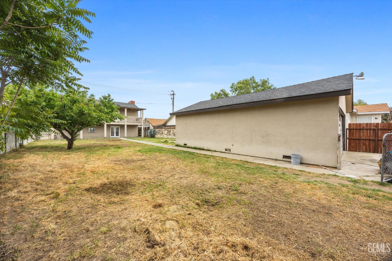 Undisclosed Address Bakersfield, CA 93308 - Photo 39 of 44