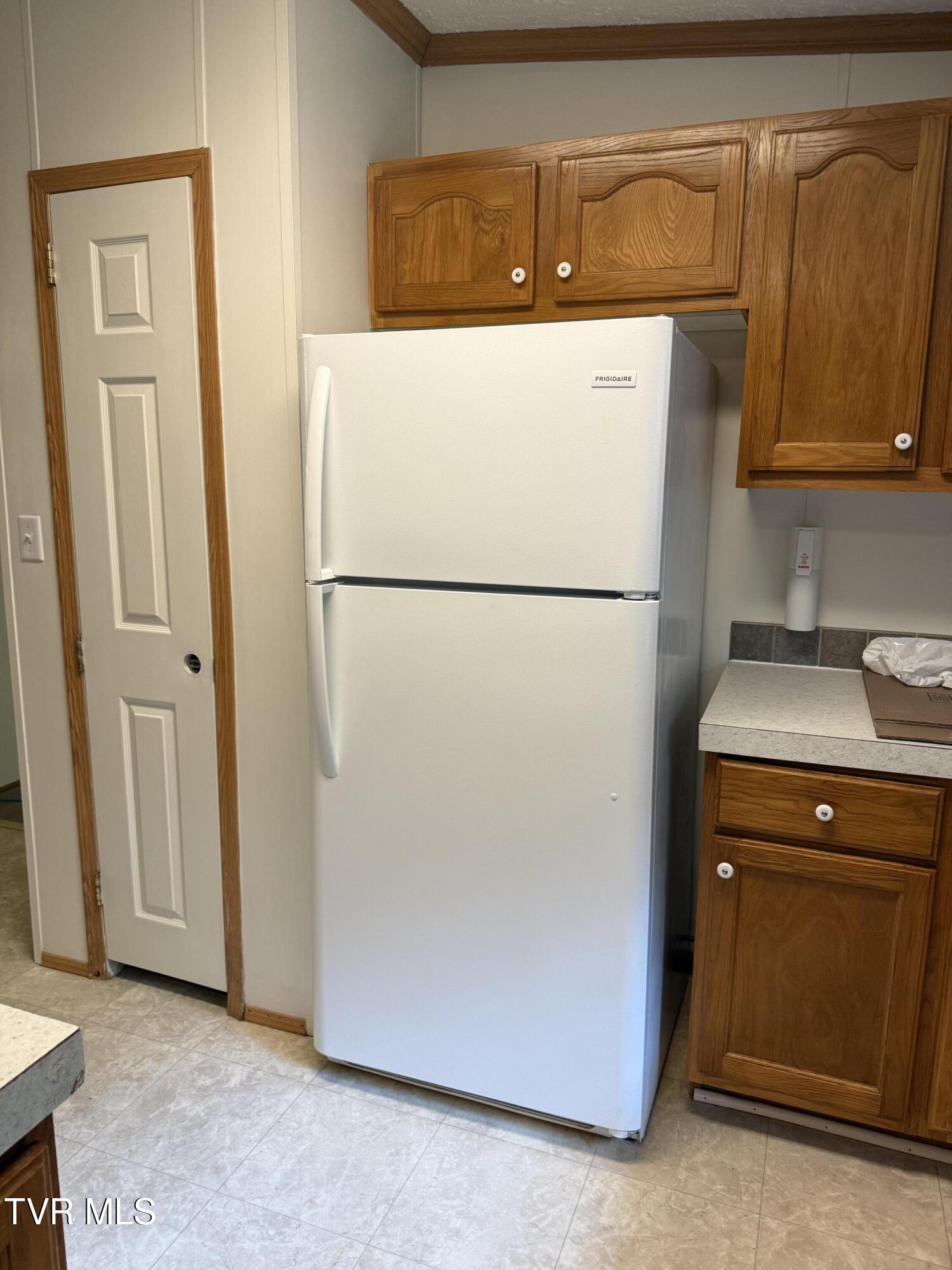 1761 Corby Bridge Road Chuckey, TN 37641 - Photo 17 of 45 refrigerator