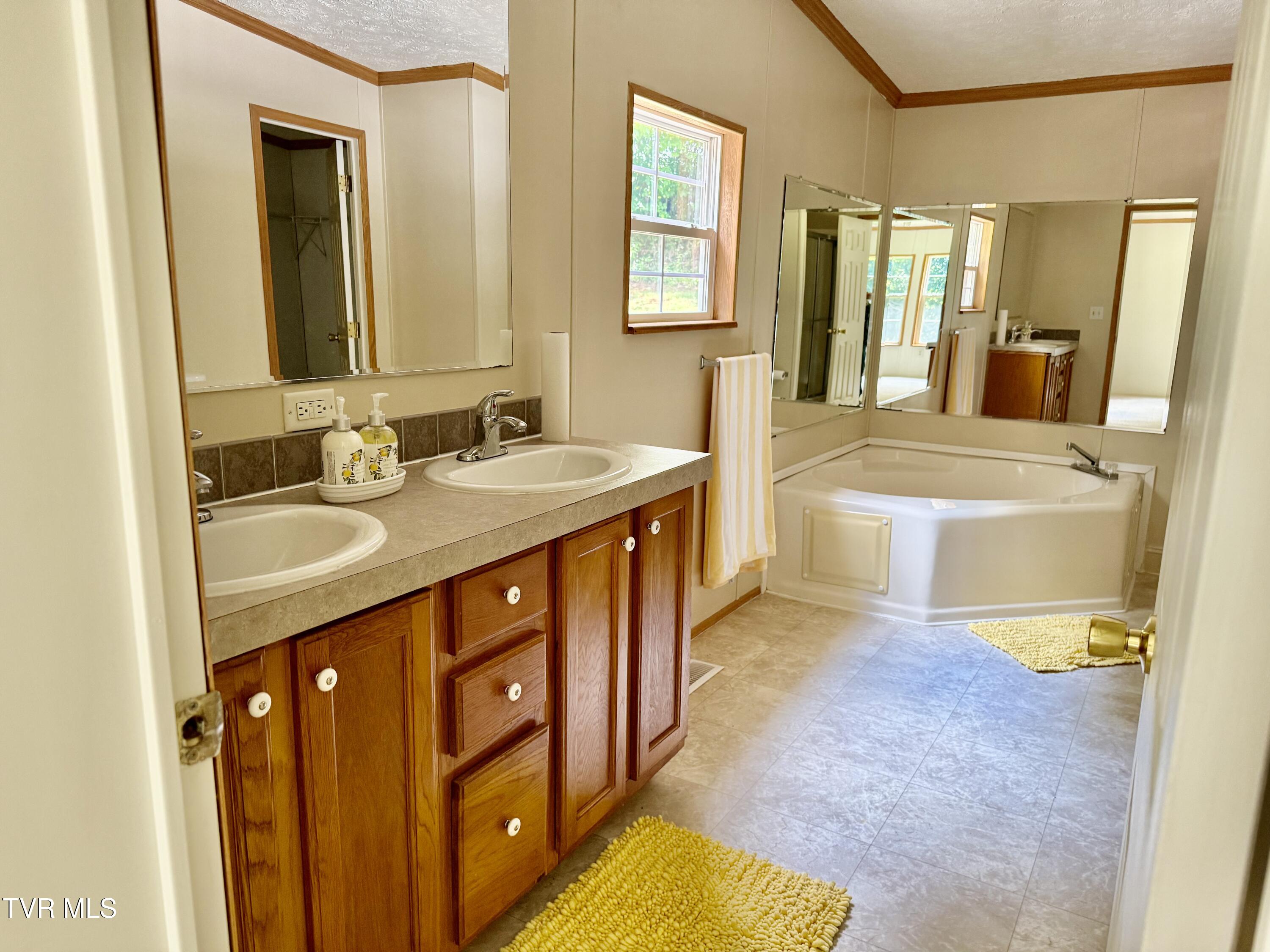 1761 Corby Bridge Road Chuckey, TN 37641 - Photo 25 of 45 IMG_6625