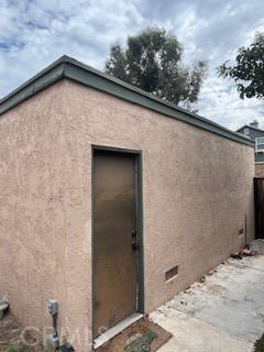 6389 Del Mar Way Riverside, CA 92504 - Photo 8 of 25 Detached 2 car garage