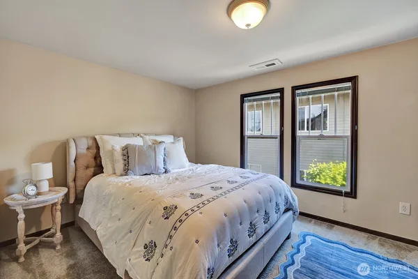 $1,249,950 | 250 Southeast Andrews Street, Issaquah, WA 98027